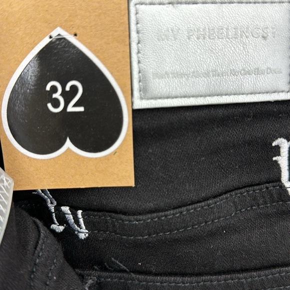 PHEELINGS "SOUL STAMPED" FLARE STACK DENIM JEANS ONLY - Picture 6 of 6